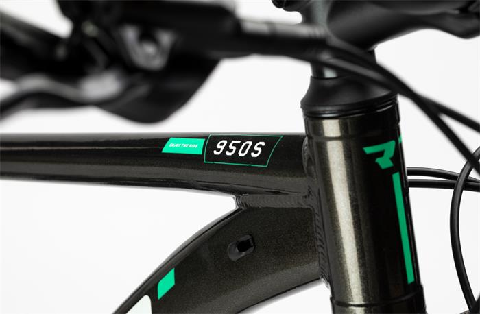 CONOR 950 29" Cues 11s  MATT BLACK MD/440mm