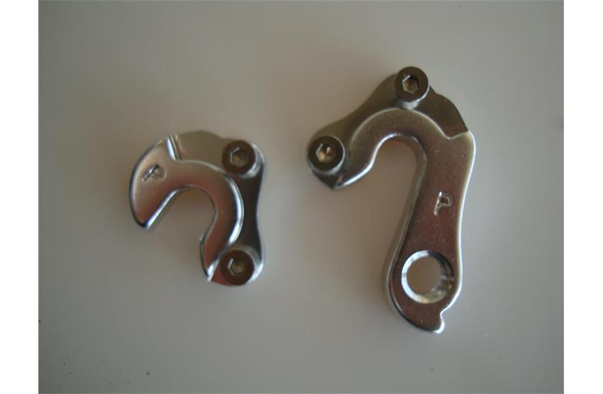 PATILLAS TRASERAS TEAM 2019 EJE 9MM