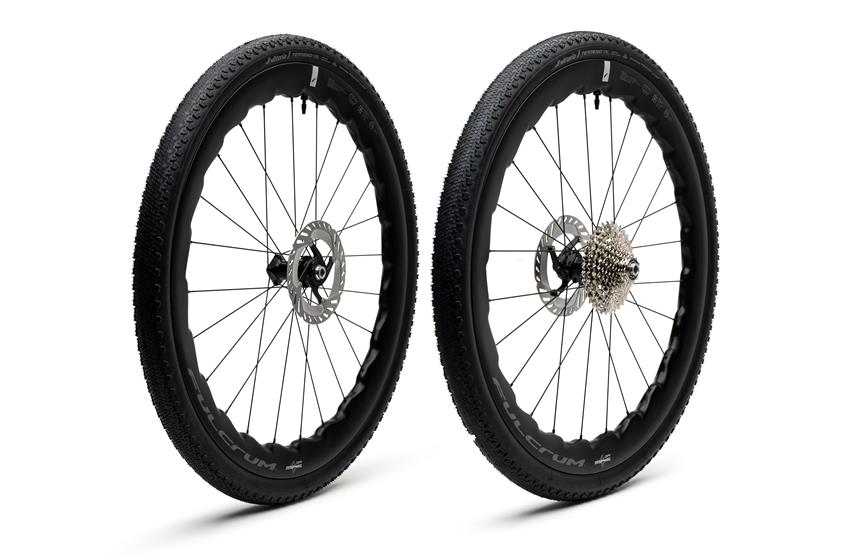 JUEGO DE RUEDAS FULCRUM GRAVEL 42 (SELVA) UPG.